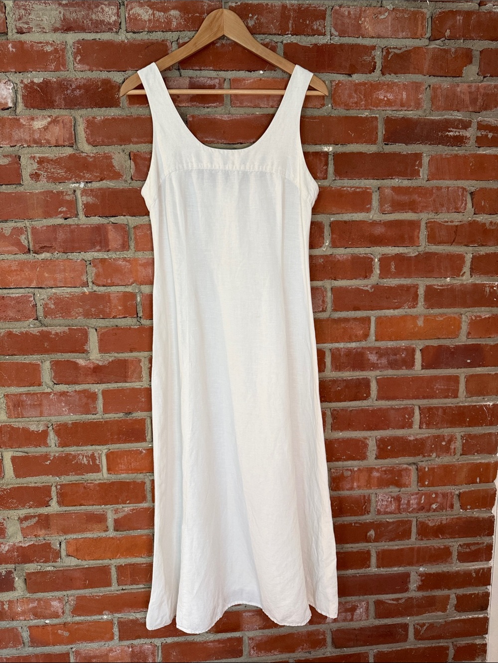 White linen blend dress